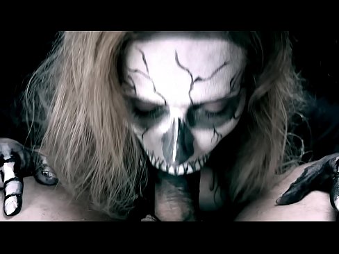 ❤️ Vajzë demonike që thith karin me gojën e saj të zezë dhe gëlltit sperma. ❤ Pornografi anale në pornografi sq.shufflesex.ru ❤